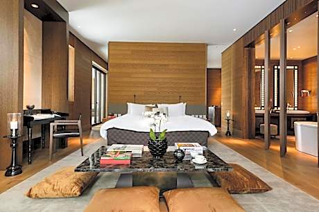 Grand Deluxe Two Bedroom Suite