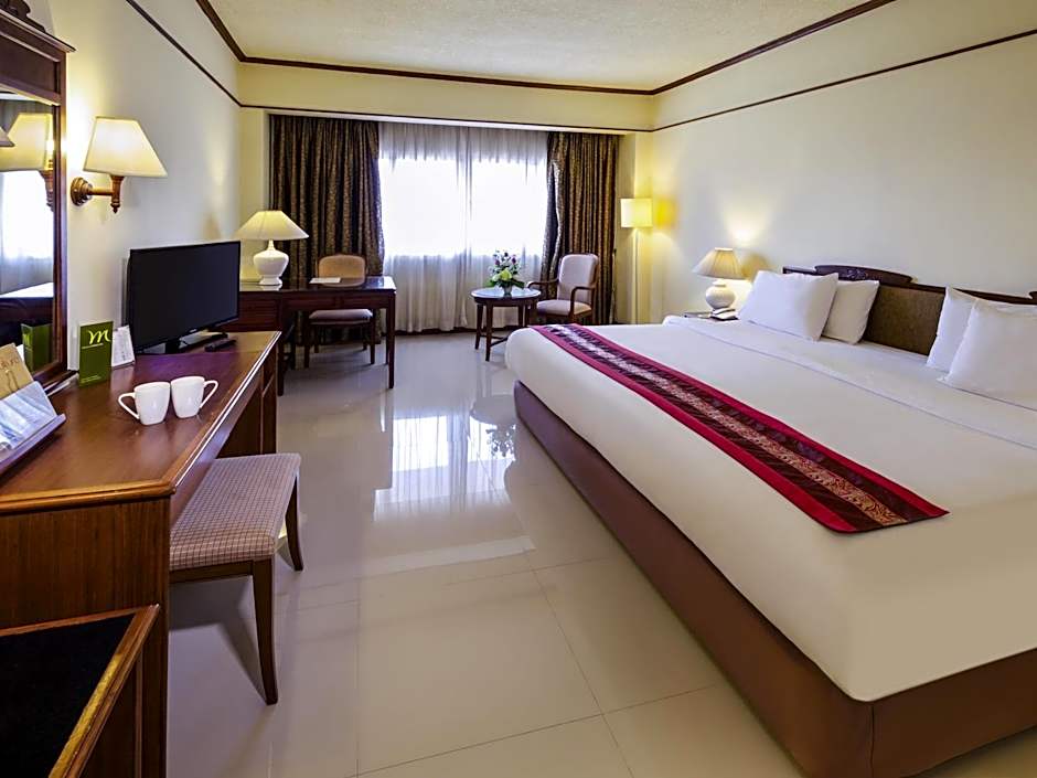 Photo 1 of 7 of Deluxe 1 King Bed