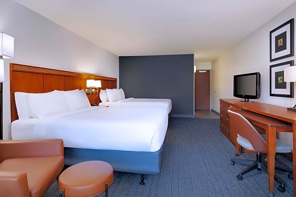 Courtyard by Marriott Tampa North/I-75 Fletcher