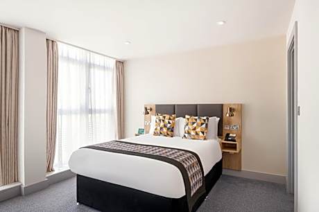 Standard Double Room - Disability Access