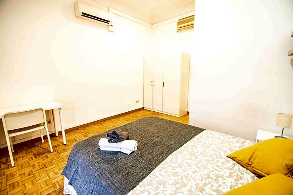 Balmes Private Rooms