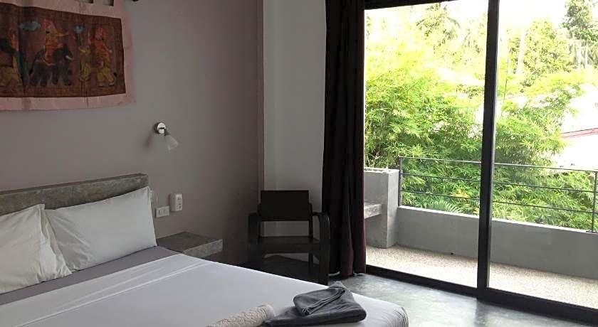 Sairee Sairee Guesthouse