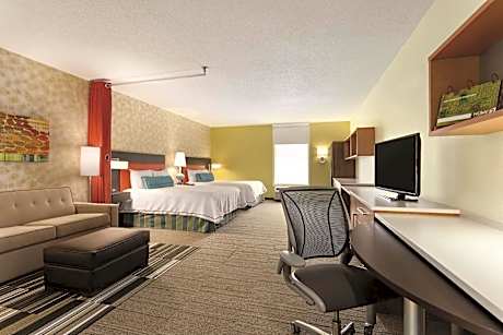 2 Queen Beds Studio Nonsmoking