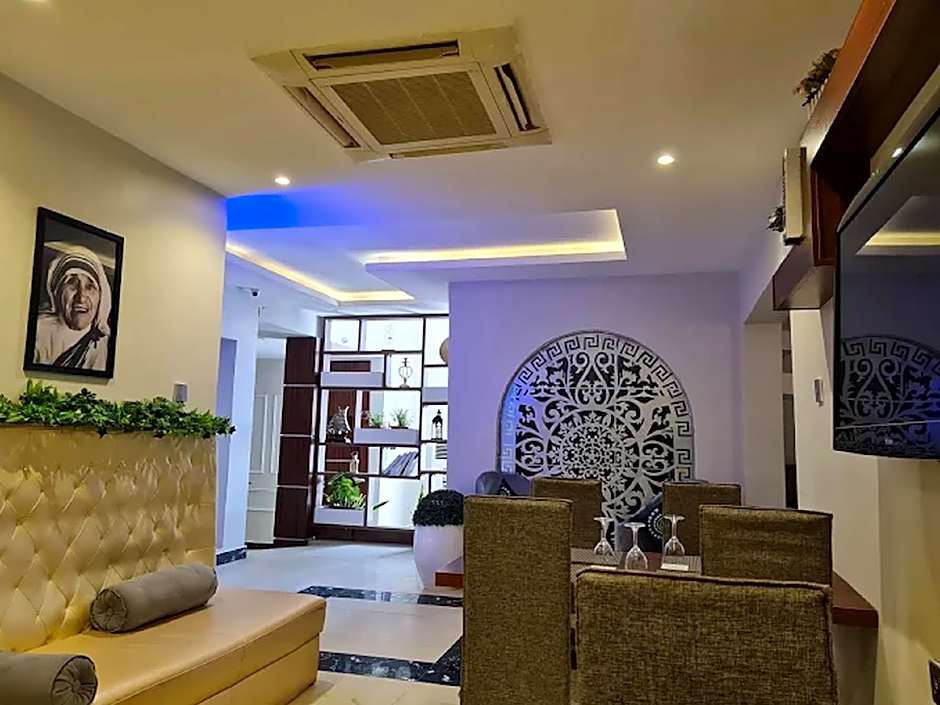 Ten Rooms Boutique Hotel Abuja