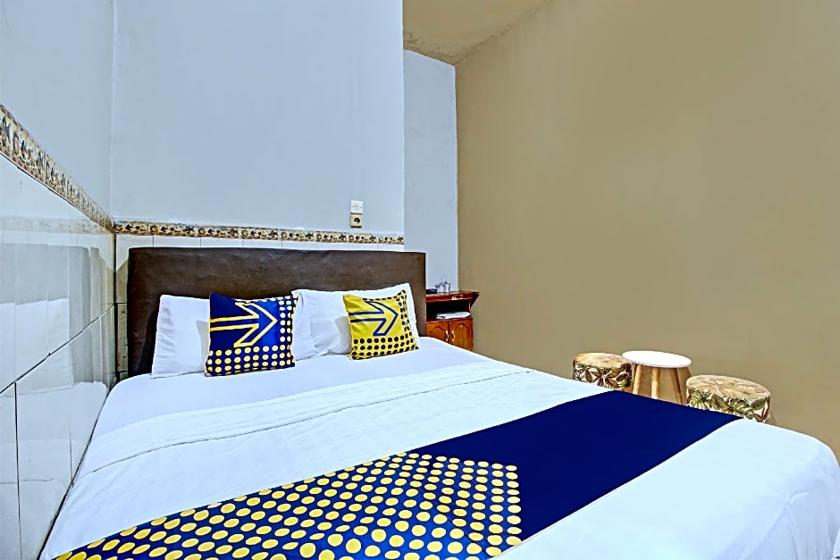 SPOT ON 92732 Bagus Jaya Hotel