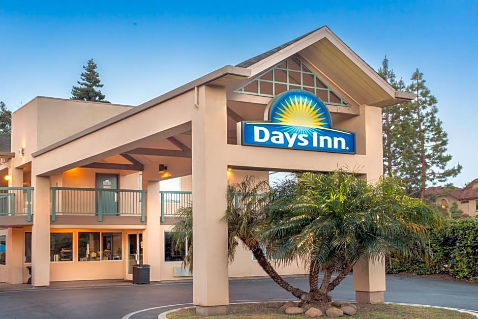 Days Inn by Wyndham Redwood City