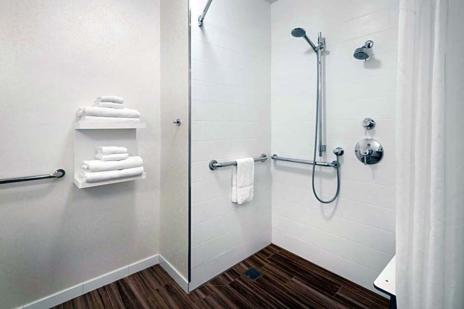 Hampton Inn By Hilton Suites Anaheim Garden Grove