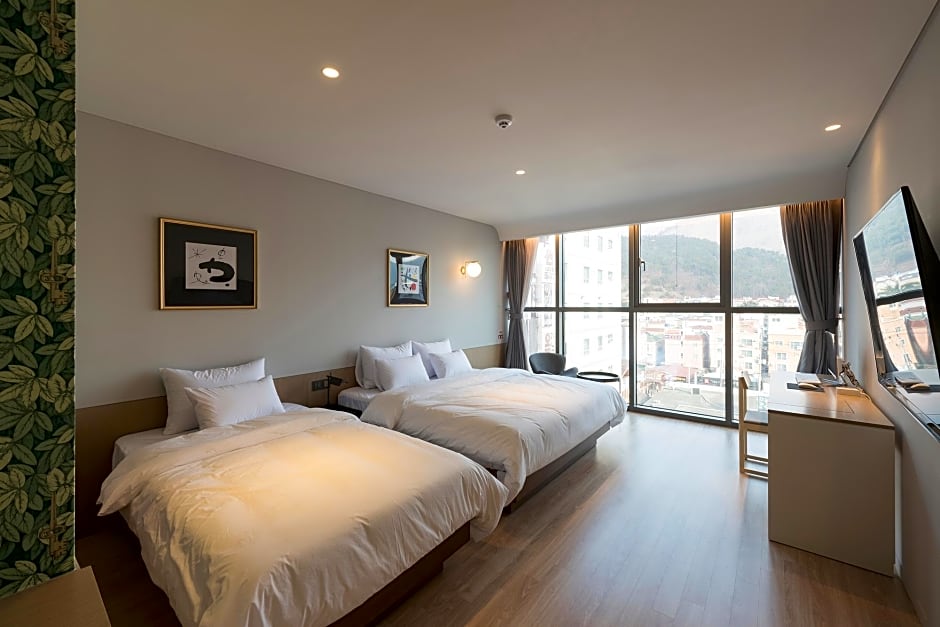 Hound Hotel Changwon - Jinhae Yongwon