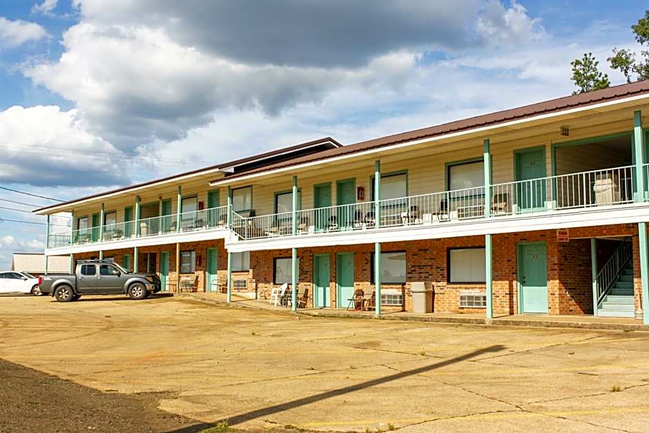 Toledo Town Inn