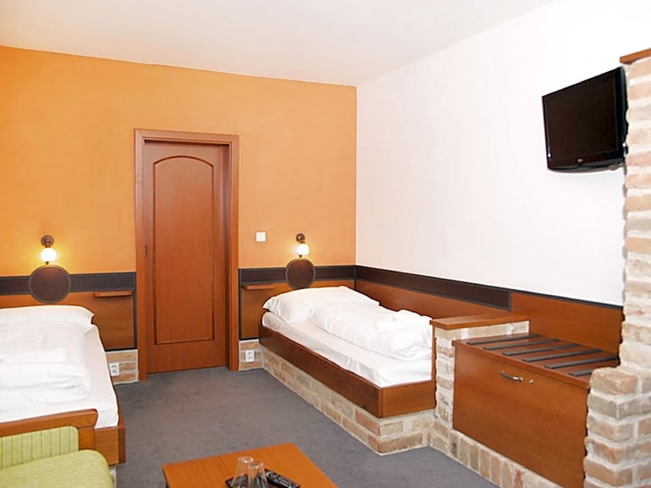 Hotel Kurdějov - Bed and Breakfast