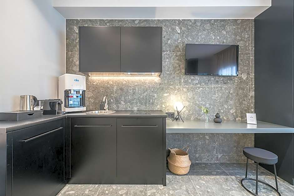 The Asprogeraka - self check-in rooms