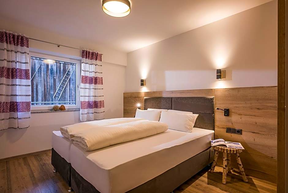 Aparthotel AlpTirol