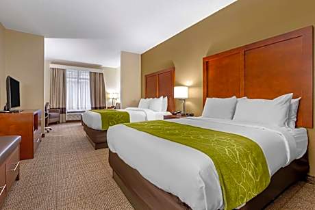 Queen Suite with Two Queen Beds - Non-Smoking