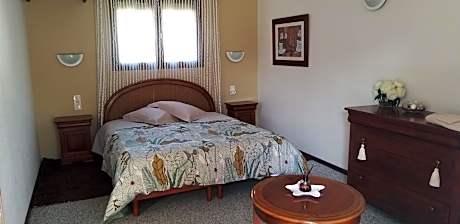 Twin Room with Shared Bathroom