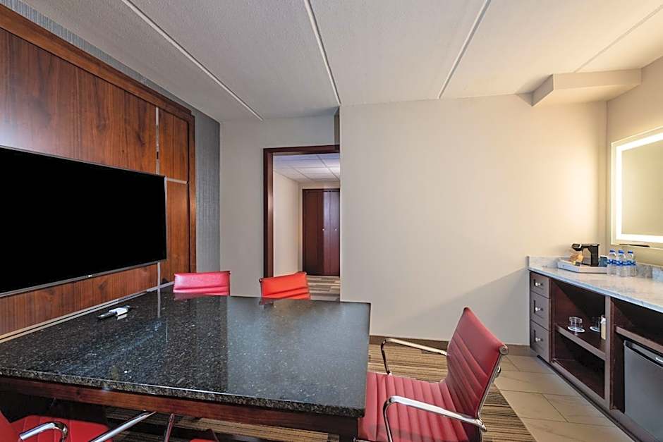 Four Points by Sheraton Atlanta Airport West