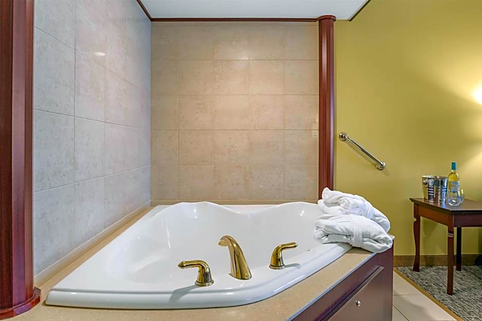 Best Western Plus Grand-Sault Hotel & Suites