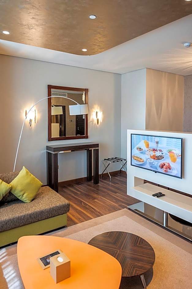 Remal Hotel & Villas Al Dhannah City