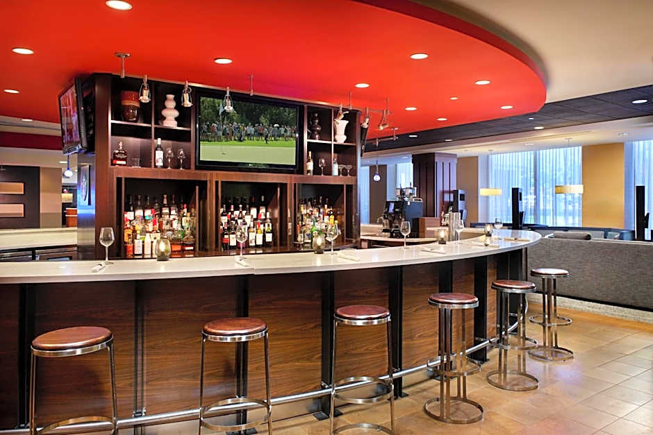 Courtyard by Marriott Arlington Crystal City/Reagan National Airport