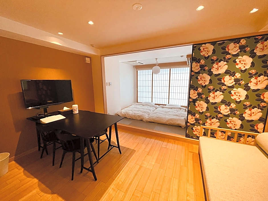 Nplus Tokyo Akihabara Premium