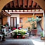 Hotel Azucena