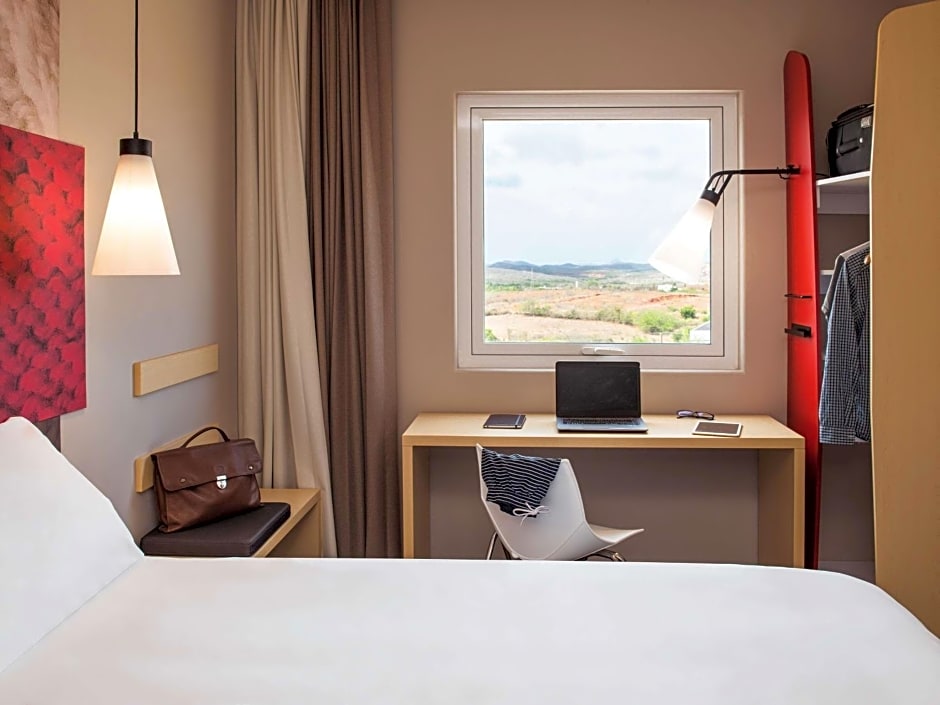 Ibis Mazatlan Marina