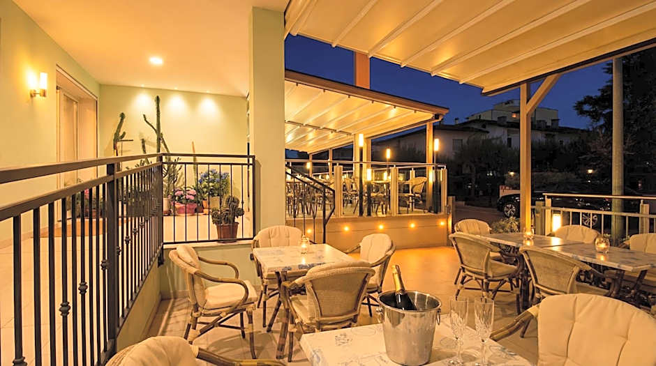 Bahamas Residence & Spa