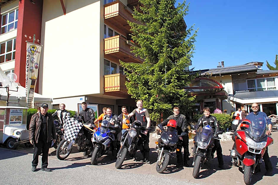 VÖTTER'S HOTEL in Kaprun am Kitzsteinhorn - Skibus direkt