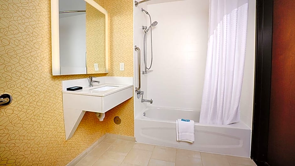 Holiday Inn Express Bordentown - Trenton South By IHG