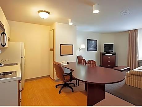 Standard Suite