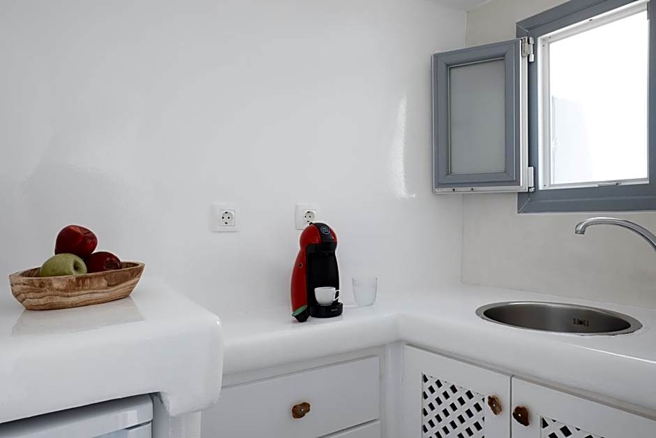 Virginia's Cave Villas