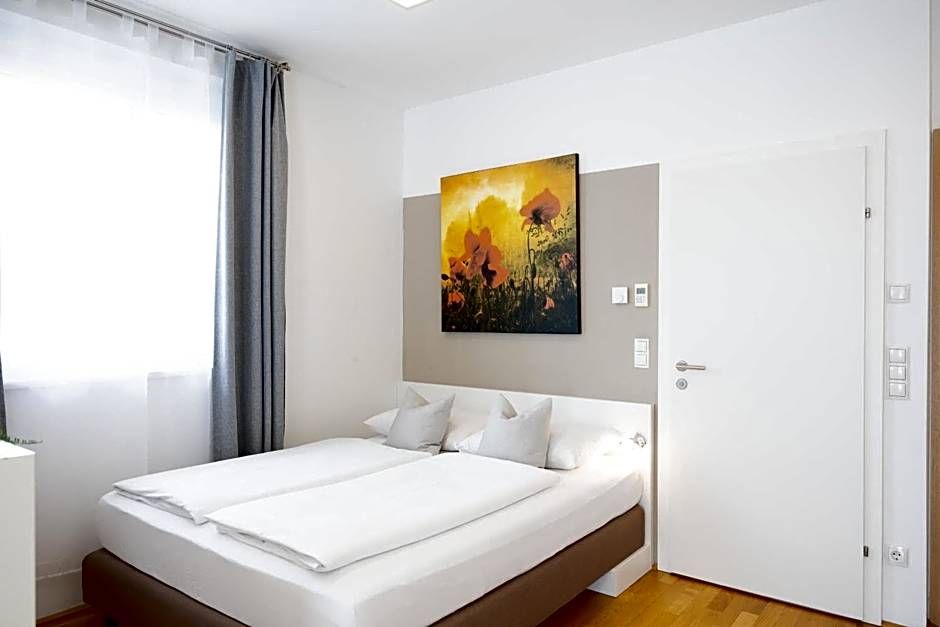 SHOME Hotel Graz I Self-Check-In I Free Parking