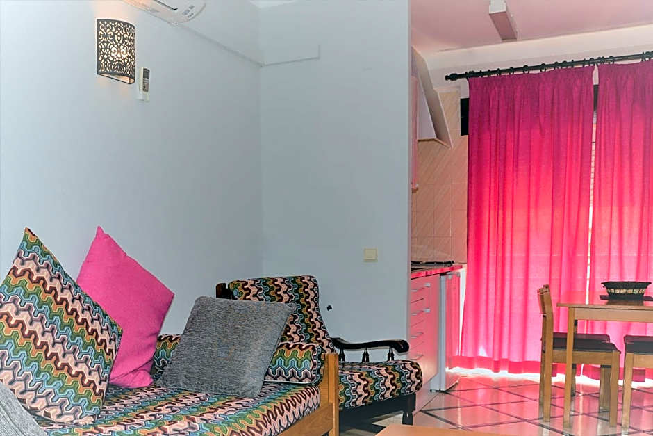 Apartamentos Turisticos Lindomar