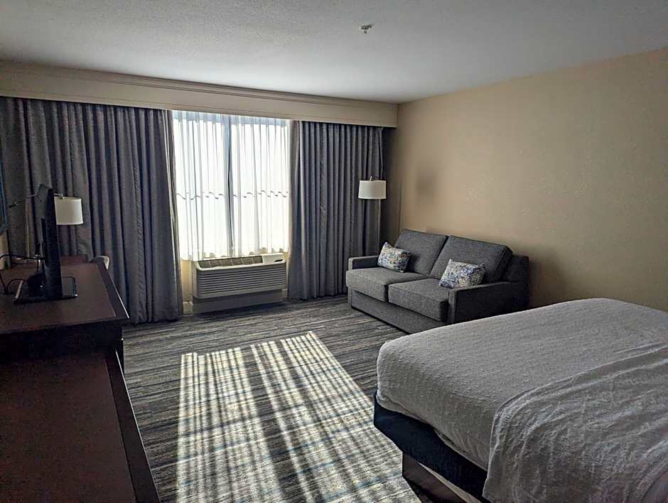 Hampton Inn By Hilton & Suites Cazenovia, NY