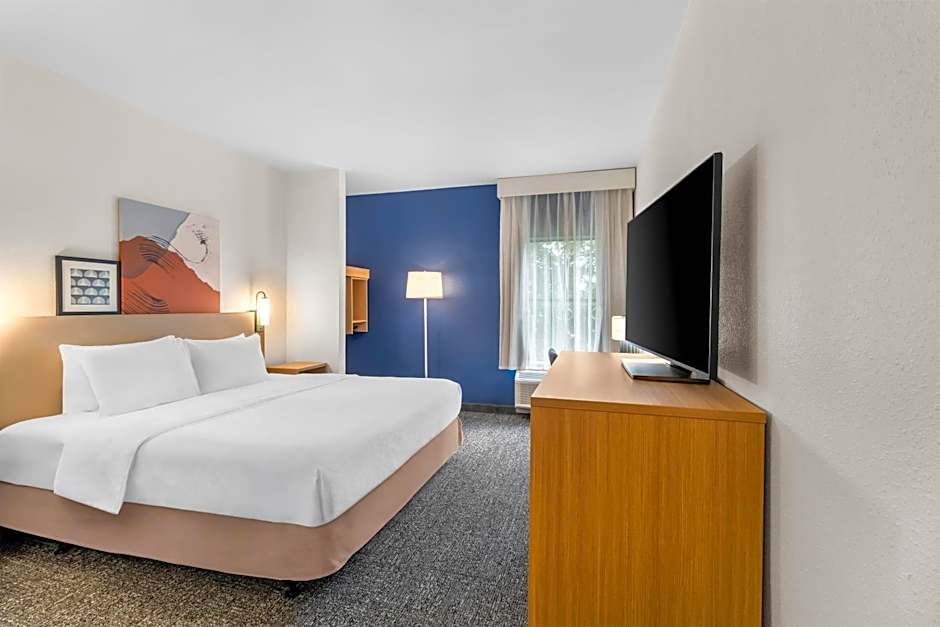 Spark by Hilton Dayton Fairborn