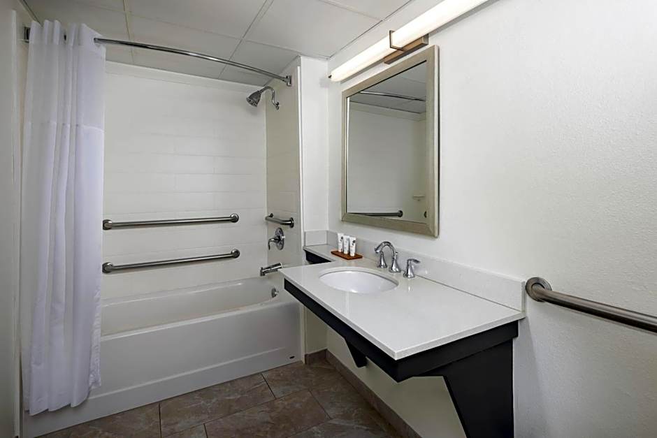 Country Inn & Suites by Radisson Asheville Downtown Tunnel Road