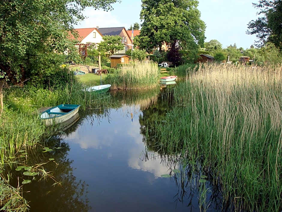 Hotel am Wariner See