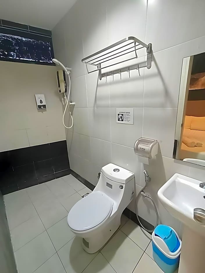 One Point Hotel @ Rh Plaza