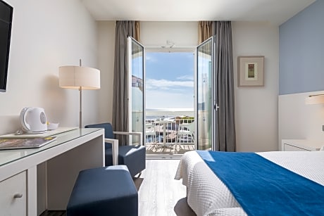 DOUBLE SINGLE USE SUPERIOR SEA VIEW