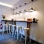 Trevi Contemporary Suite