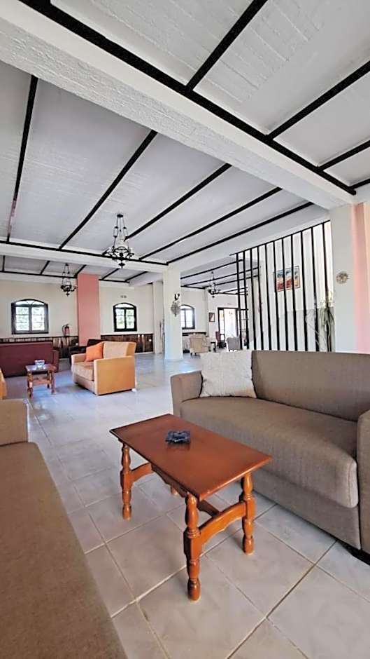 Kefalonia Beach Hotel & Bungalows