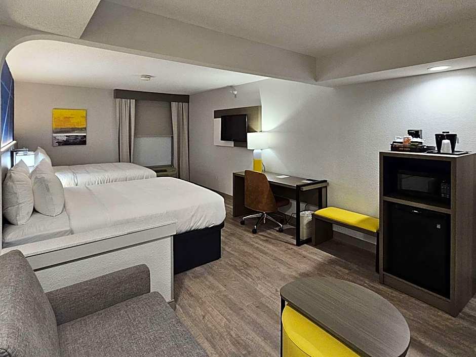 Comfort Inn & Suites