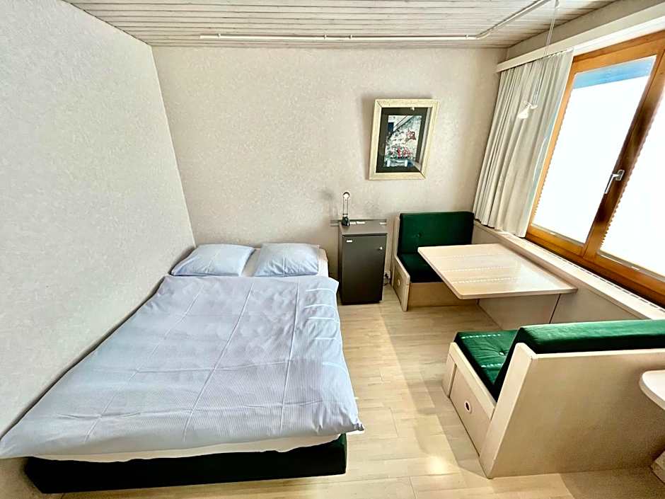 Seiler's Hotel