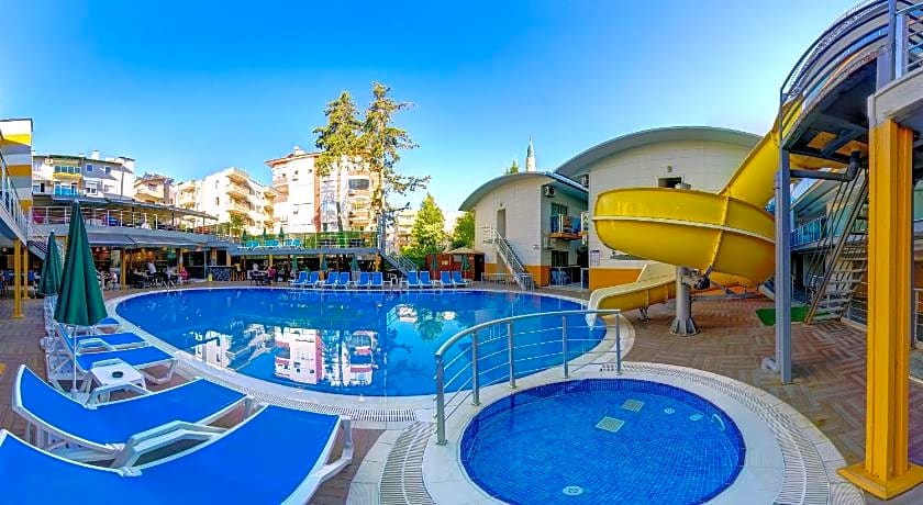 Arsi Enfi City Beach Hotel