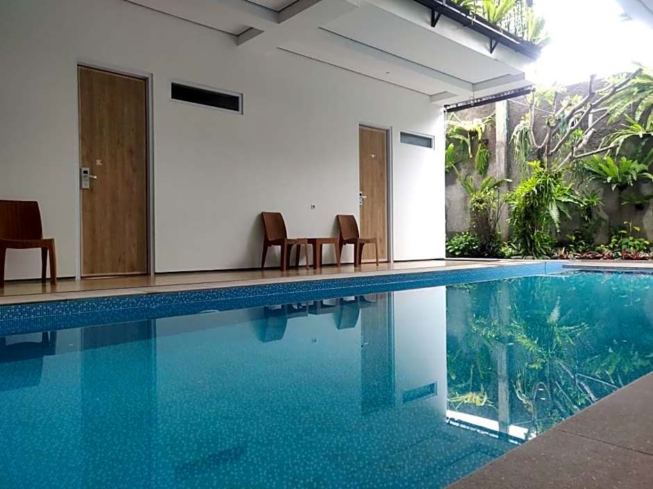 Rion Hostel Bogor