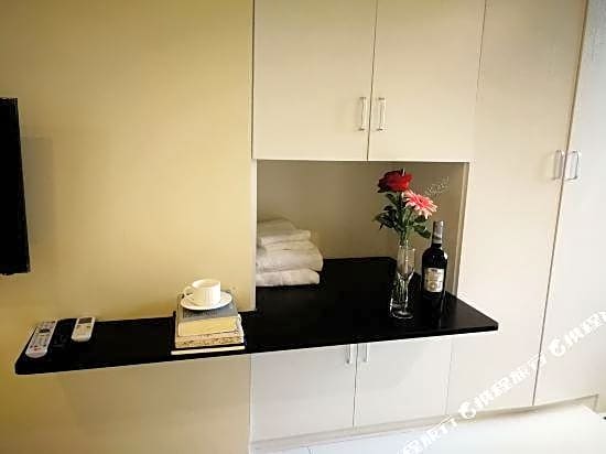 Inhouse Apartment (Guangzhou Gangding Subway Station)