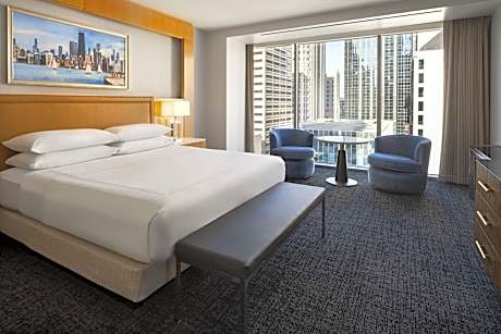 1 Bedroom Suite, 1 King