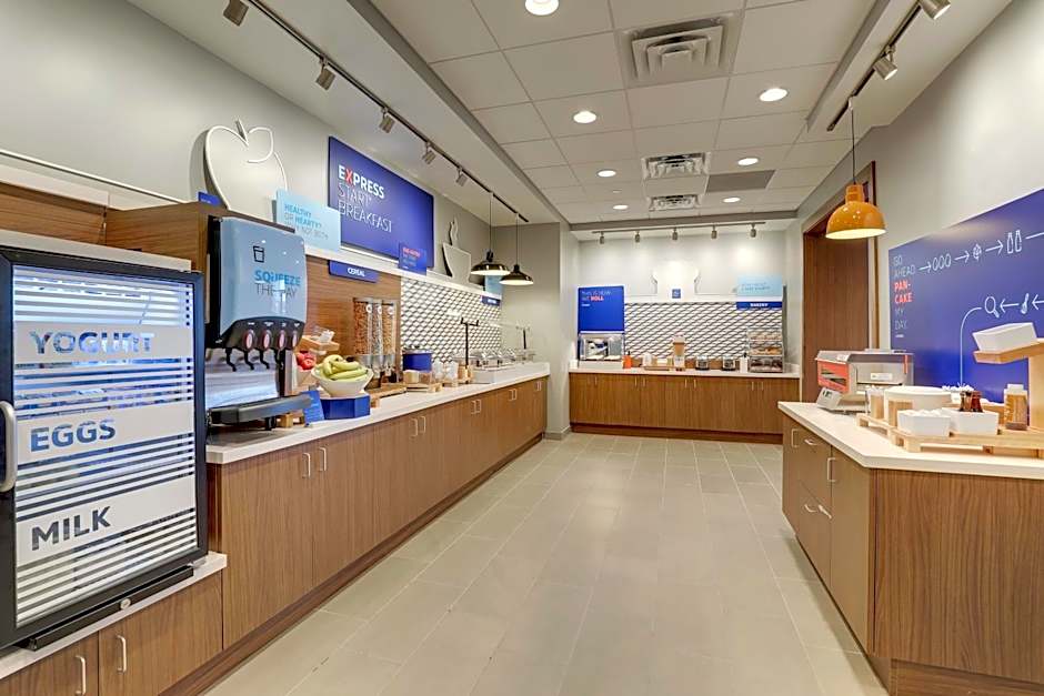 Holiday Inn Express Holly Springs - Raleigh Area By IHG