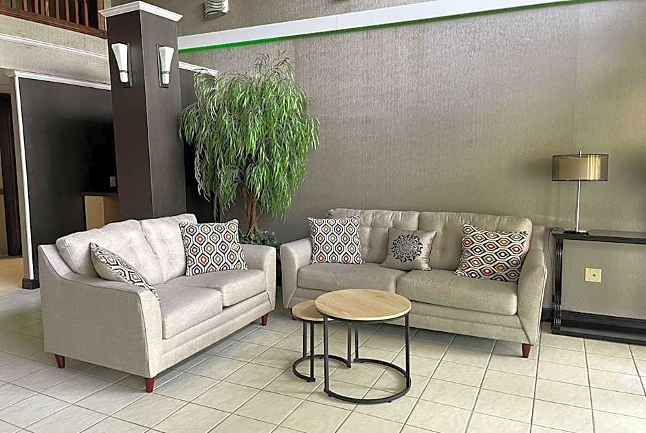 Wingate by Wyndham Lake George