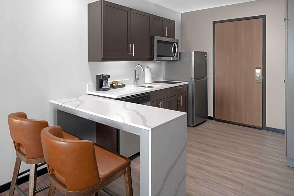 Homewood Suites by Hilton Charlotte Uptown First Ward