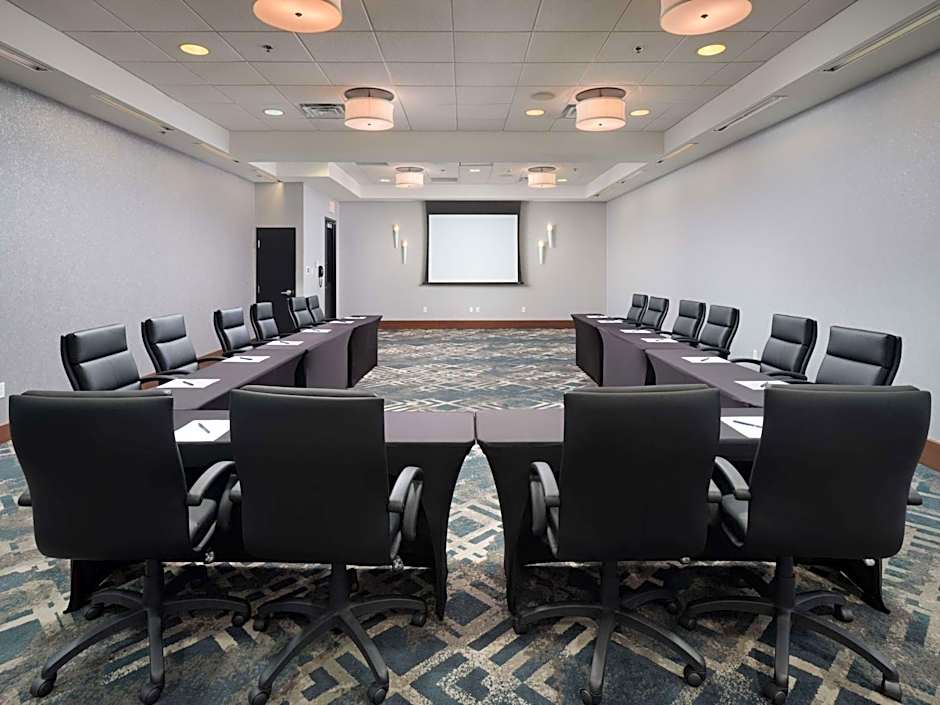 DoubleTree by Hilton Hotel Chattanooga Downtown